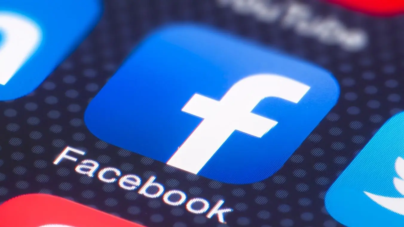 Facebook自动采集小组
