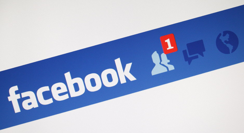 怎么实现自动化Facebook群发小组？